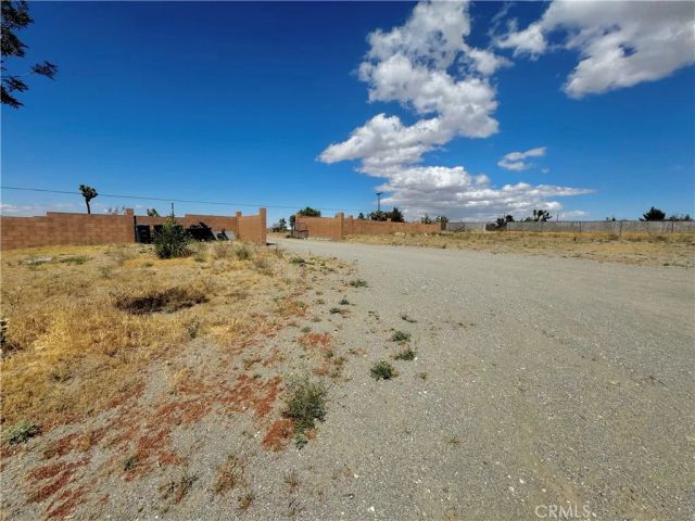 2775 Duncan Road, Phelan, CA 92371
