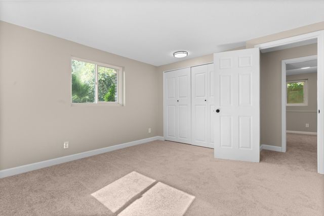605 Pheasant Run, Burnsville, MN 55337