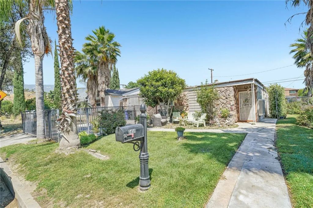 3459 Acacia, San Bernardino, CA 92405