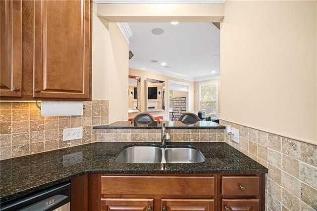 3180 Willow Creek Drive, Gainesville, GA 30504