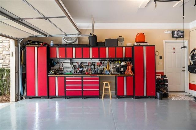 3180 Willow Creek Drive, Gainesville, GA 30504