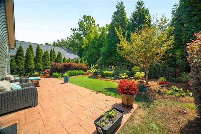 3180 Willow Creek Drive, Gainesville, GA 30504