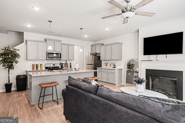 205 Belldown Court, Mcdonough, GA 30253