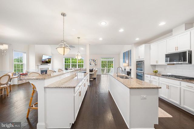 12 KAILA CT, Media, PA 19063