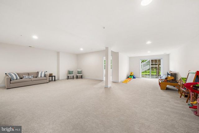 12 KAILA CT, Media, PA 19063