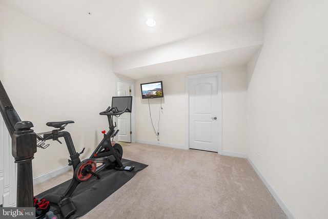 12 KAILA CT, Media, PA 19063