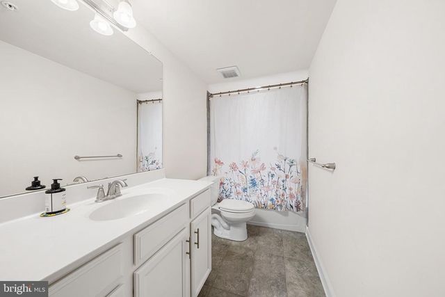 12 KAILA CT, Media, PA 19063