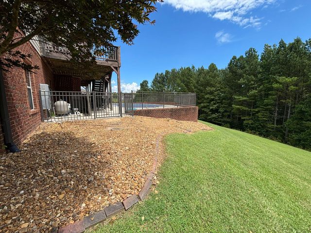 1708 Criswell Court, Soddy Daisy, TN 37379