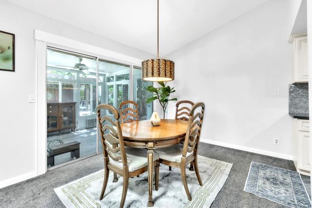 2827 Leslie Ln, West Sacramento, CA 95691