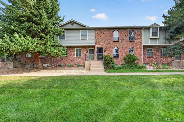 6489 S Dayton Street, Englewood, CO 80111