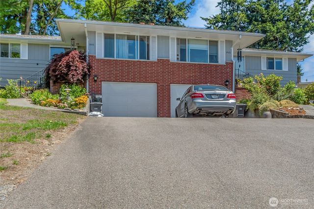 1911 -1915 Willow Lane W, University Place, WA 98466
