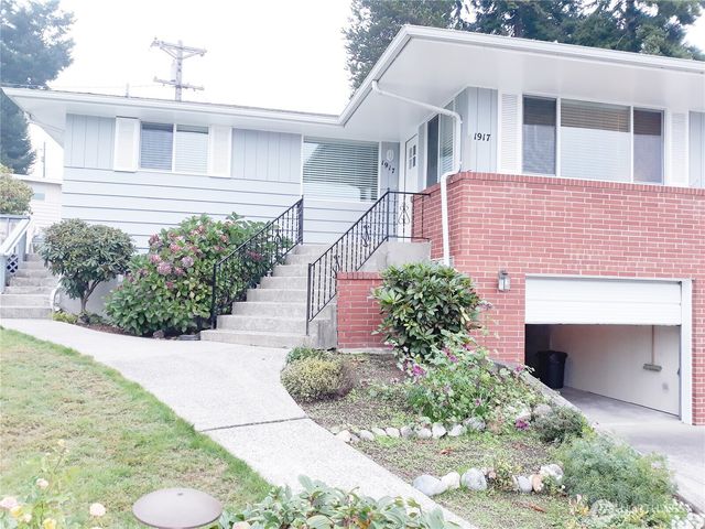1911 -1915 Willow Lane W, University Place, WA 98466