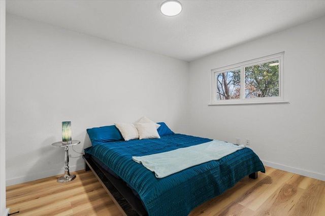 9223 Independence LOOP, Austin, TX 78748