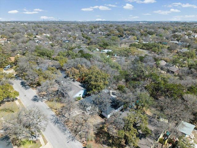 9223 Independence LOOP, Austin, TX 78748