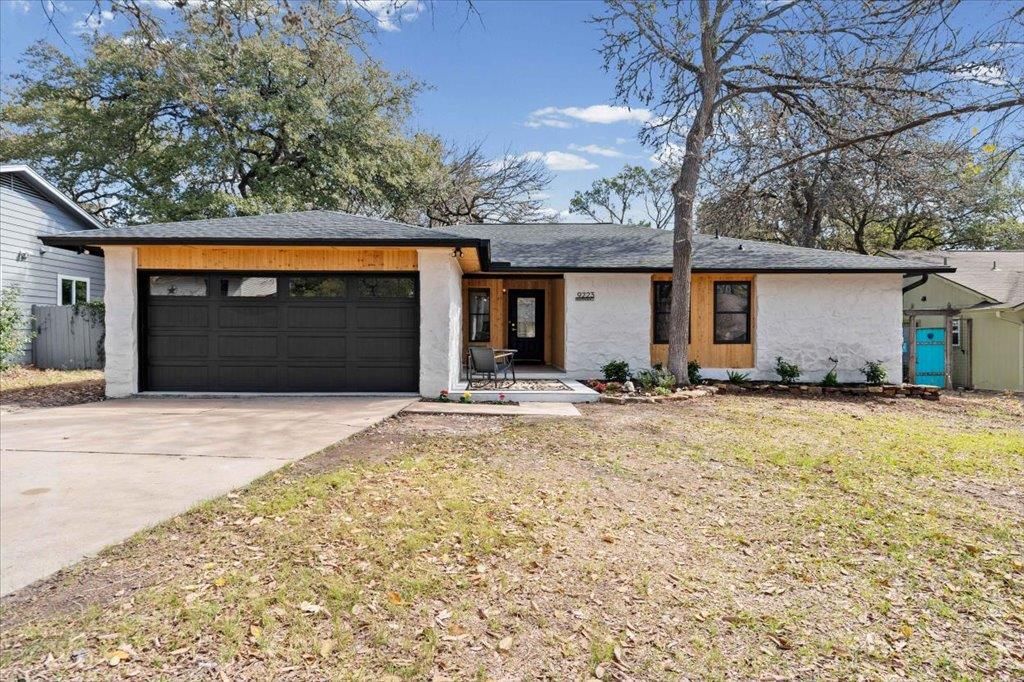9223 Independence LOOP, Austin, TX 78748
