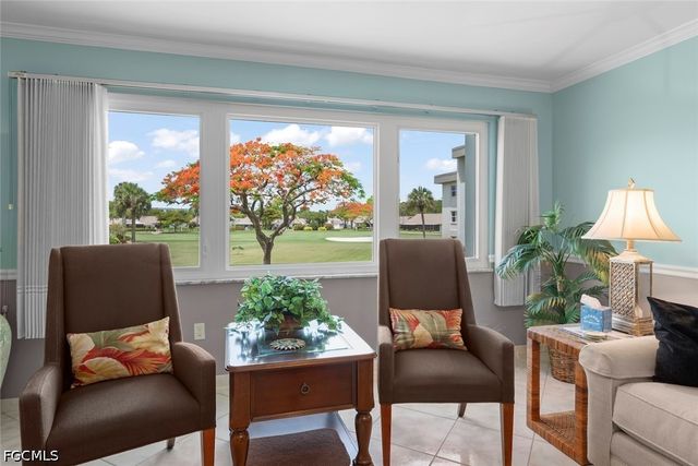 6102 Augusta DR 207, Fort Myers, FL 33907