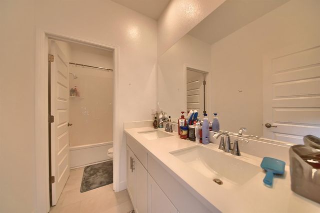 6628 Kaweah Ln, Stockton, CA 95219