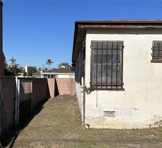 3000 W 84th Street, Inglewood, CA 90305