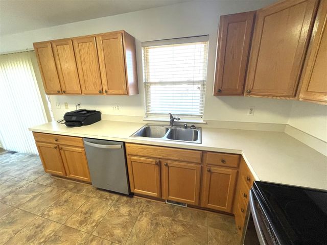 3959 Fox Glen Drive, Ann Arbor, MI 48108