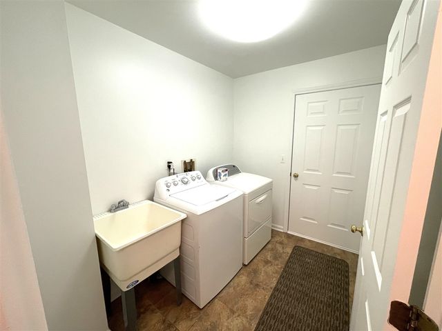 3959 Fox Glen Drive, Ann Arbor, MI 48108