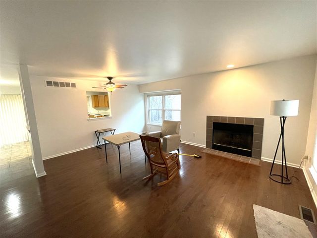 3959 Fox Glen Drive, Ann Arbor, MI 48108