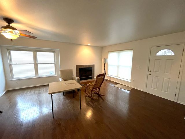 3959 Fox Glen Drive, Ann Arbor, MI 48108