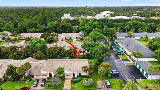 6989 Clover Ct, Lake Worth, FL 33467