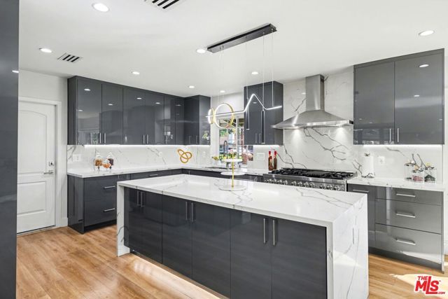17409 Kinzie Street, Los Angeles, CA 91325