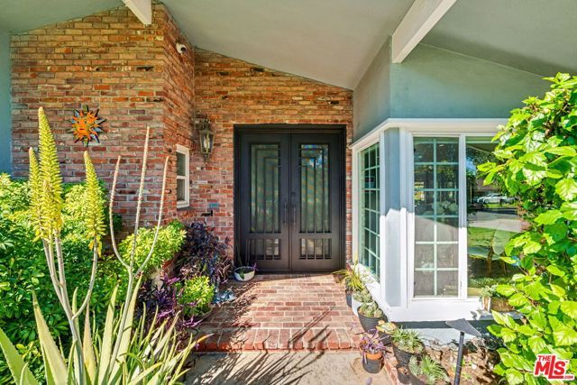 17409 Kinzie Street, Los Angeles, CA 91325