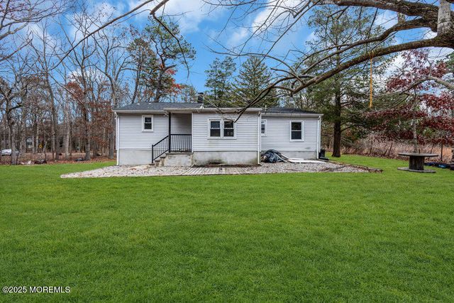 517 Newtons Corner Road, Howell, NJ 07731