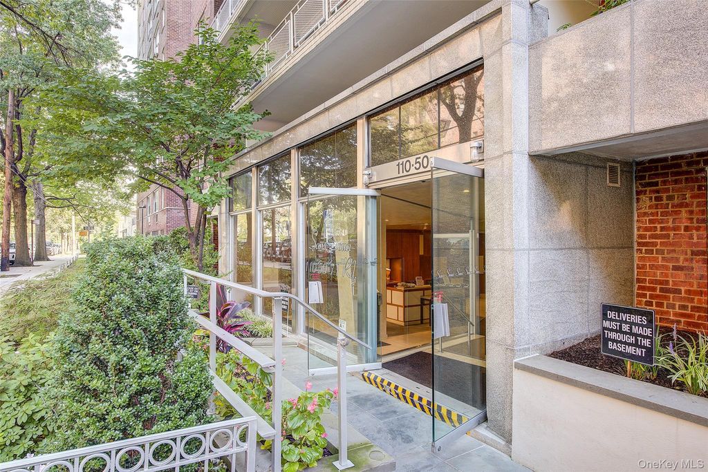 110-50 71st Road 4M, Forest Hills, NY 11375 — photo 2
