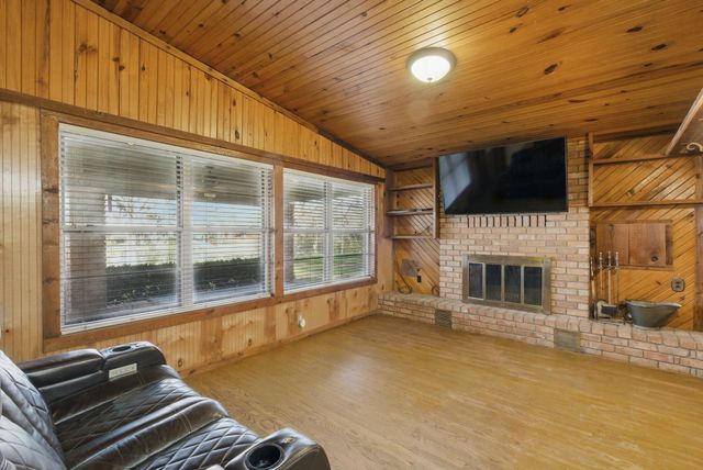 215 County Road 564, Eastland, TX 76448