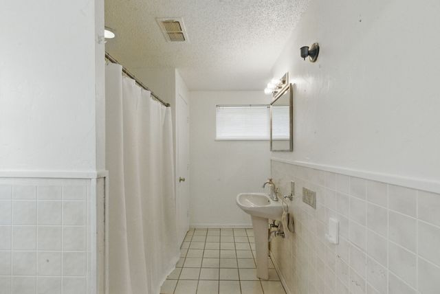 215 County Road 564, Eastland, TX 76448