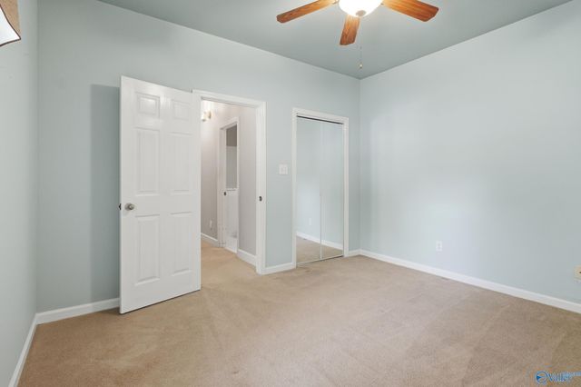 2672 Quarter Lane, Owens Cross Roads, AL 35763
