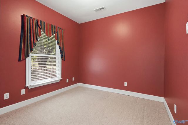 2672 Quarter Lane, Owens Cross Roads, AL 35763