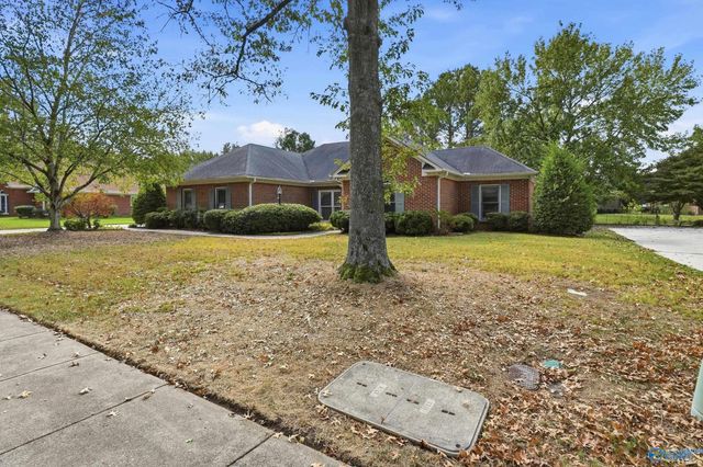 2672 Quarter Lane, Owens Cross Roads, AL 35763