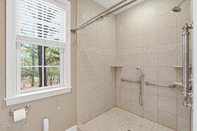 209 Longleaf Drive, West End, NC 27376