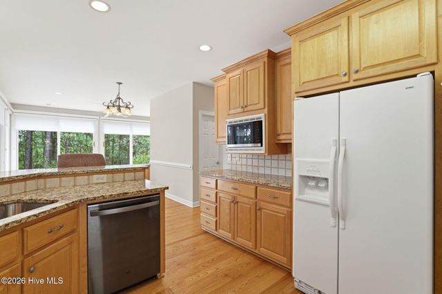 209 Longleaf Drive, West End, NC 27376