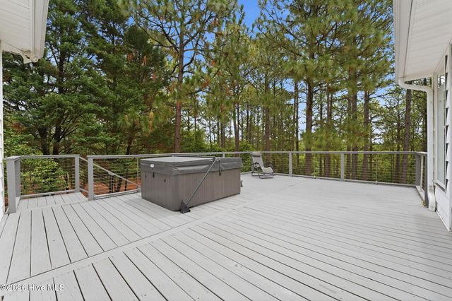 209 Longleaf Drive, West End, NC 27376