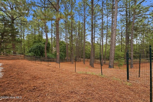 209 Longleaf Drive, West End, NC 27376