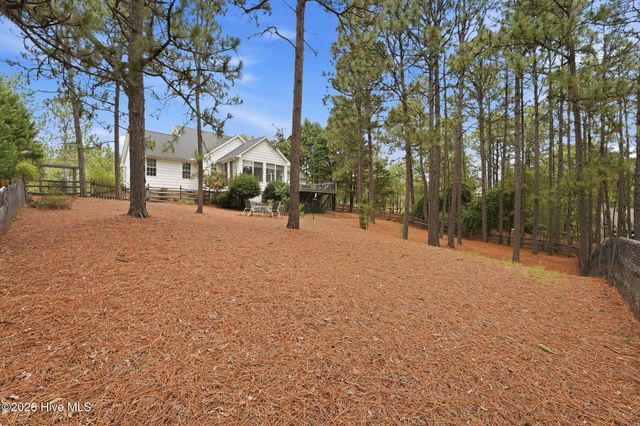 209 Longleaf Drive, West End, NC 27376