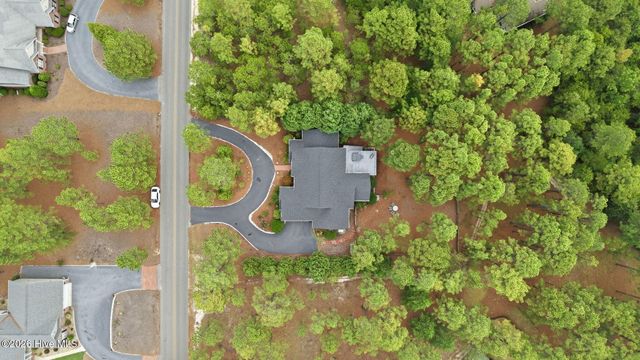 209 Longleaf Drive, West End, NC 27376