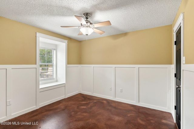 6682 Ahekolo Circle, Diamondhead, MS 39525