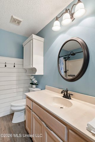 6682 Ahekolo Circle, Diamondhead, MS 39525