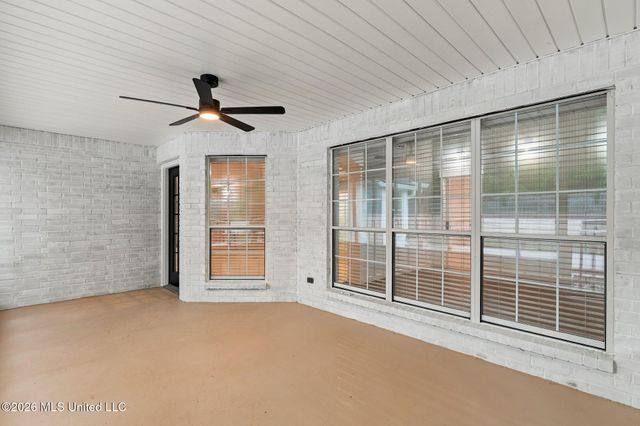 6682 Ahekolo Circle, Diamondhead, MS 39525