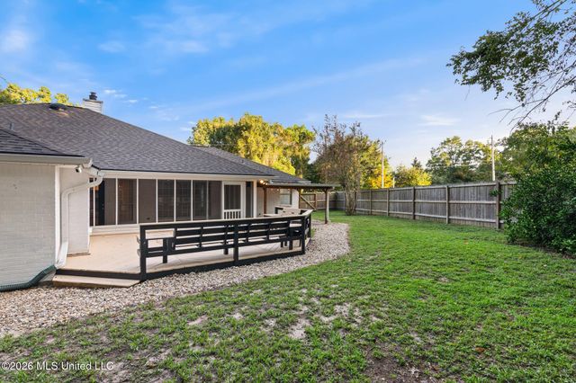 6682 Ahekolo Circle, Diamondhead, MS 39525