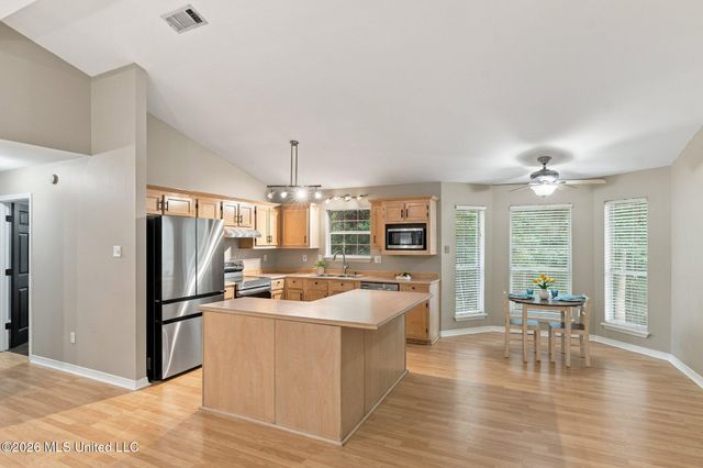 6682 Ahekolo Circle, Diamondhead, MS 39525