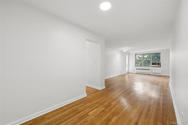 23-35 Bell Blvd. 4H, Bayside, NY 11360