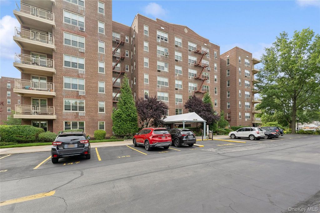 23-35 Bell Blvd. 4H, Bayside, NY 11360 — exterior