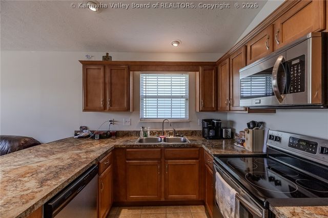 3309 Morning Road, Hurricane, WV 25526